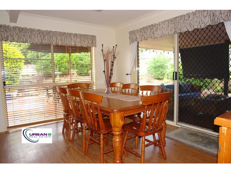 66 Gibson Cres, Bellbowrie QLD 4070